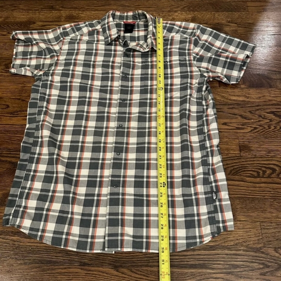 The North Face Button down short sleeve top Size Large - Picture 5 of 7
